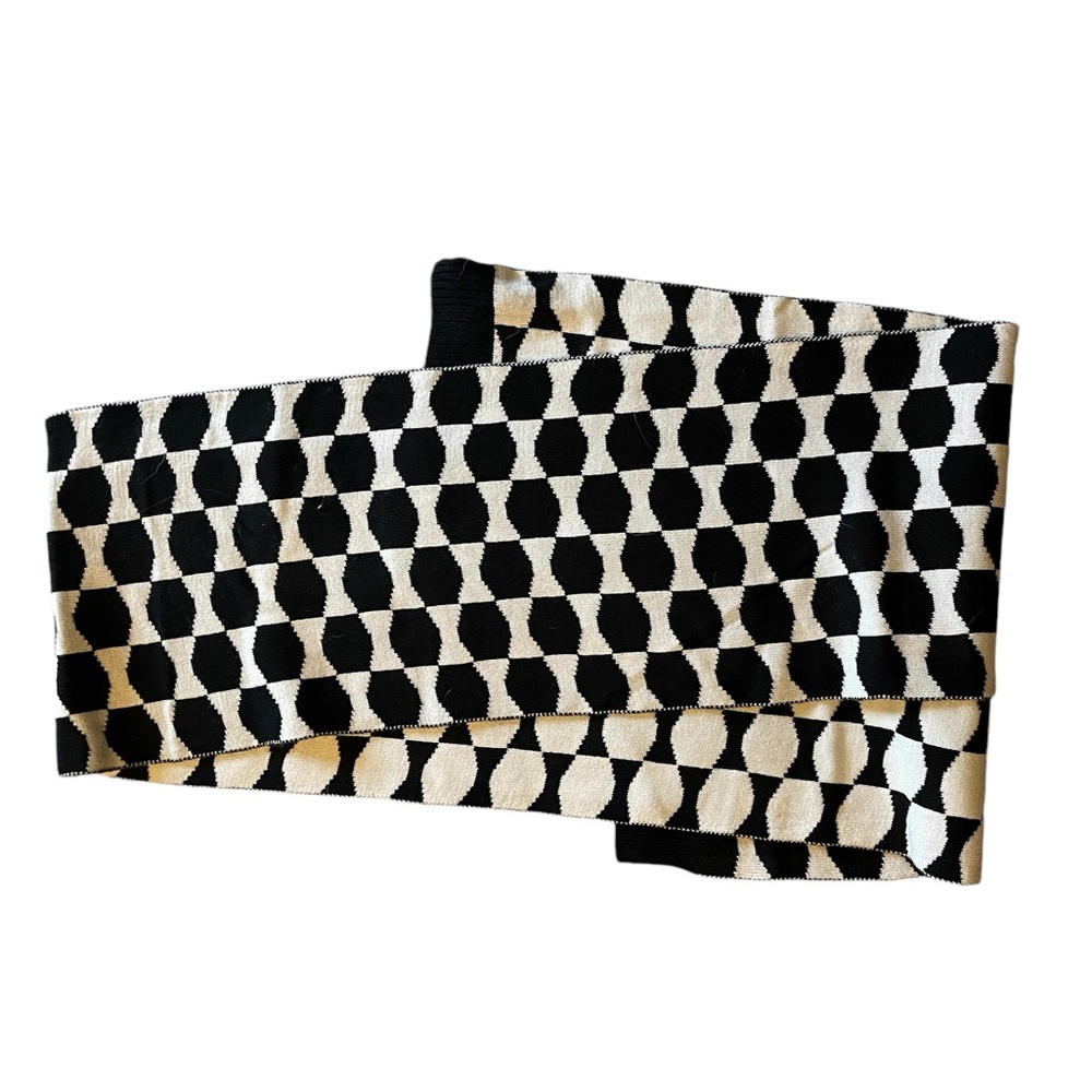 Kate Spade Signature Black & White Bow Scarf - Stylish Women’s Accessory